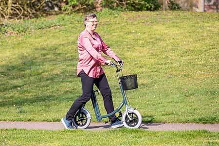 Van Raam Laufhilfe anzeigen